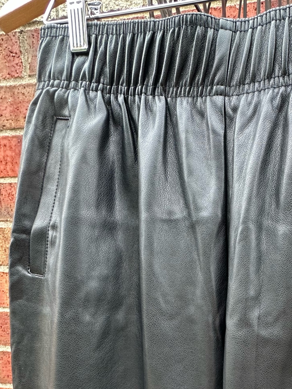 Avec Les Filled Anthropologie Sleek Jogger Moto  Faux Leather Streetwear Pants - Picture 7 of 16